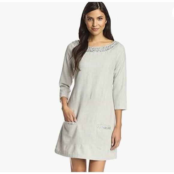 Julie Brown Dresses & Skirts - NWT JB by Julie Brown Silver Tweed Beaded Sequin Nina Dress 6